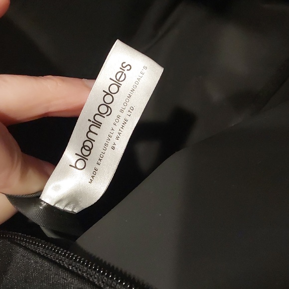 Bloomingdale's large zip-top Weekender,Shopper tote Duffle, Travel bag - Picture 12 of 12
